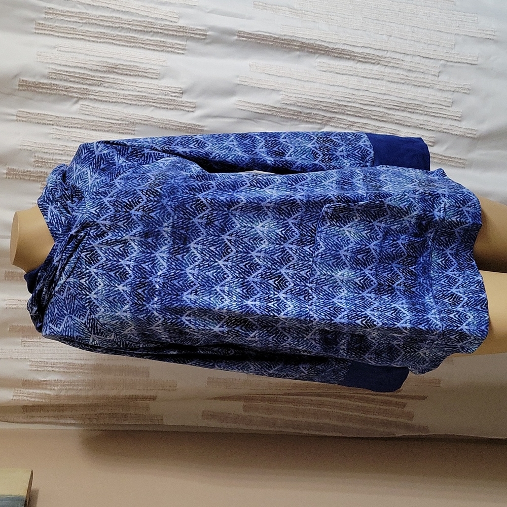Lularoe Blue Arrow Amber! NWT!